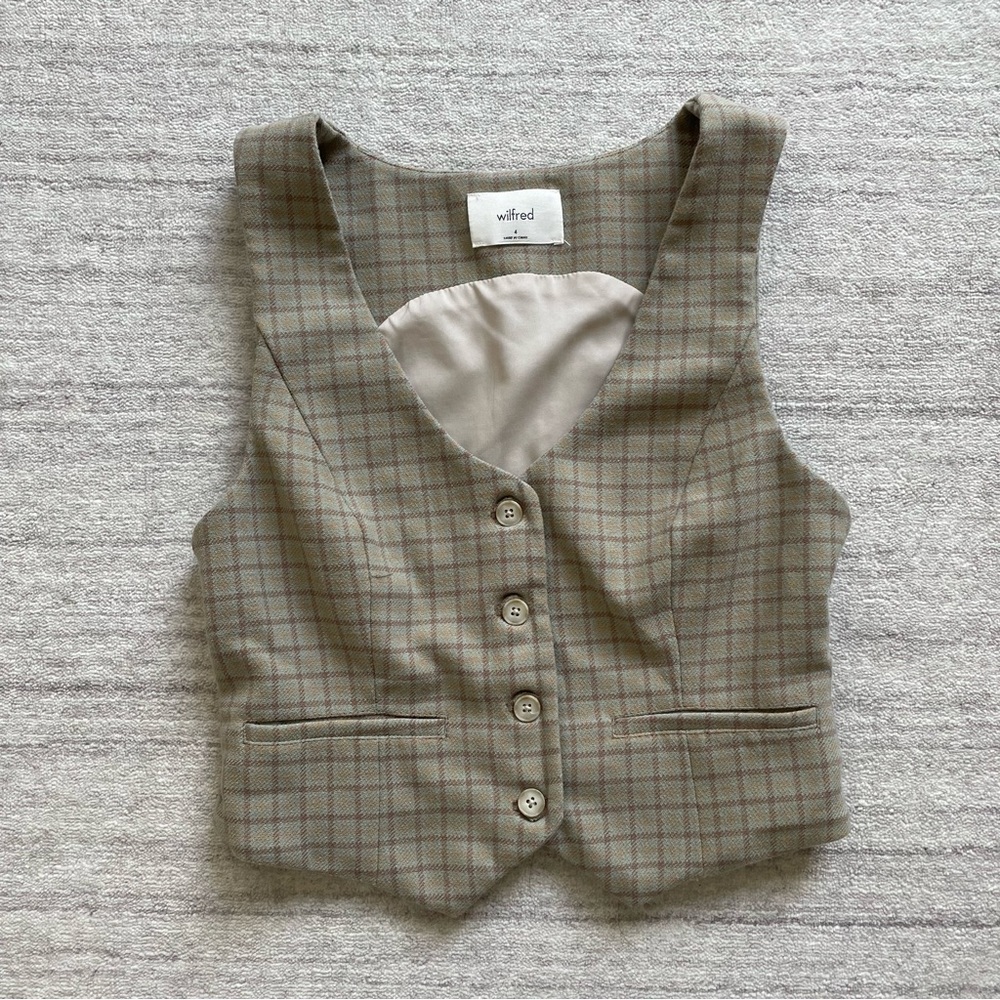 Aritzia Wilfred Desire Vest